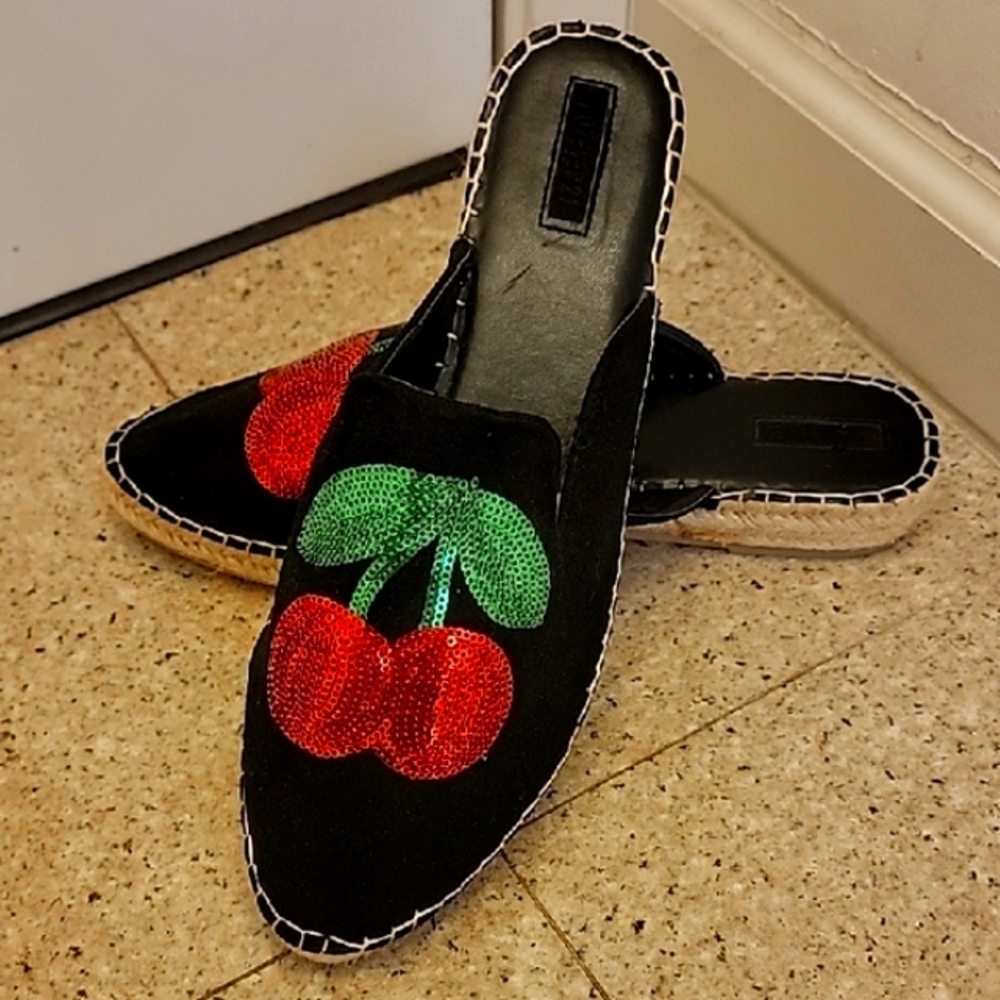 NEW FOREVER 21 Cherry Sequin Embellished Women's Slip-On Espadrilles Black Shoes